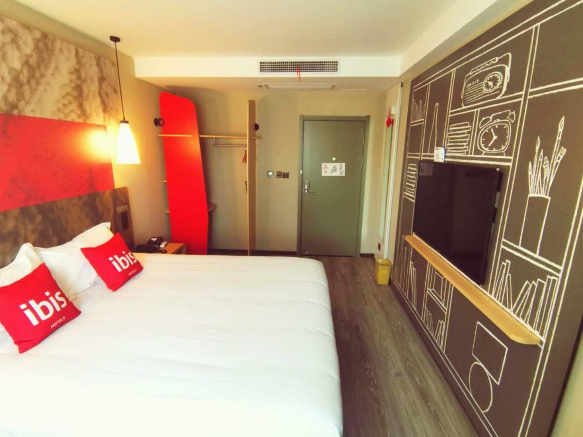 Hotel Ibis Tianjin Railway Station North Square Exterior foto